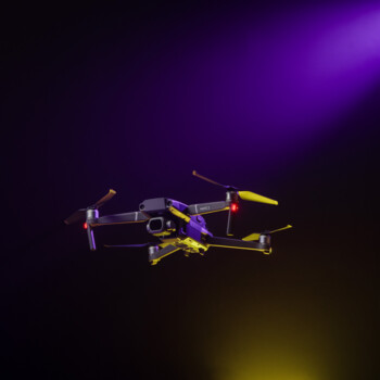 Low-Angle_Pruple_Yellow_1zu1_Wide